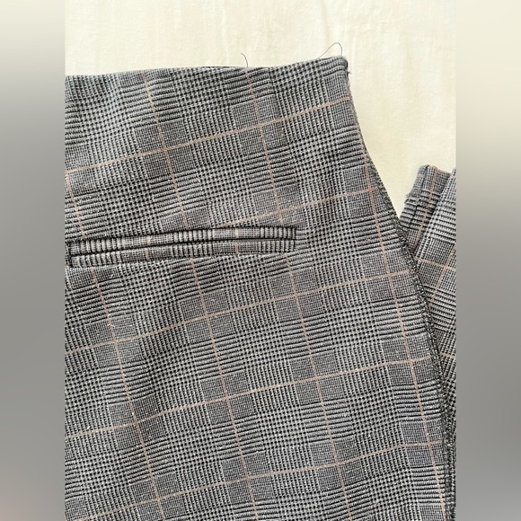 Alter’d state fall plaid ankle crop pants - Picture 3 of 5